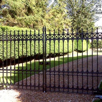 Stirling Driveway Gate - Limited Stock - Heritage Cast Iron USA